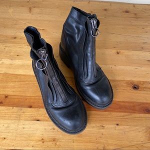 VINTAGE ZIP UP BOOTS